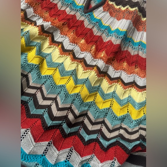 Lucky brand Chevron poncho blouse size 38 - Picture 3 of 5